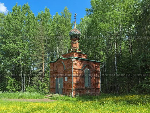 Часовня на месте дома Ивана Сусанина, Костромская область (2021 год). Стоковое фото, фотограф Михаил Марковский / Фотобанк Лори