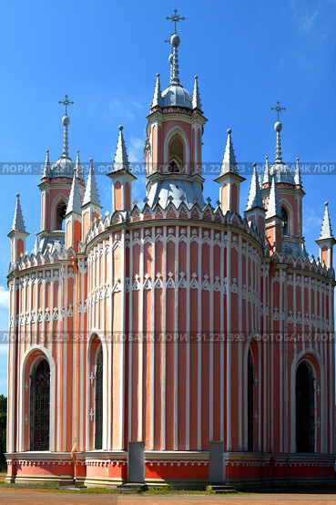 Chesme Church (Church of Saint John Baptist at Chesme Palace, a Church of Nativity of St. John Baptist). It was built in 1780, at direction of Catherine Great, Empress of Russia. Saint Petersburg. Редакционное фото, фотограф Валерия Попова / Фотобанк Лори