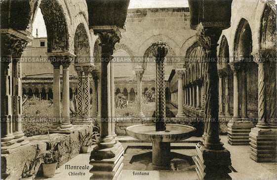 Chiostro di Monreale. Внутренний двор с фонтаном собора Монреале. Палермо. Сицилия. Италия. Стоковое фото, фотограф Retro / Фотобанк Лори