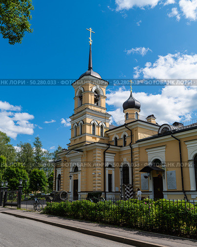 Church of St. Sergius of Radonezh in Pushkin, Saint Petersburg, Russia. Стоковое фото, фотограф Михаил Аккуратoв / Фотобанк Лори