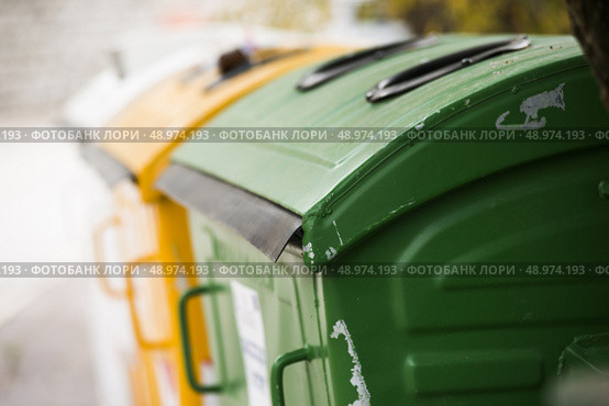city trash cans in Italy. Стоковое фото, агентство Ingram Publishing / Фотобанк Лори