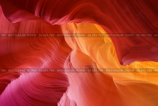 color hues of eroded stone, antelope canyon. Стоковое фото, агентство Ingram Publishing / Фотобанк Лори