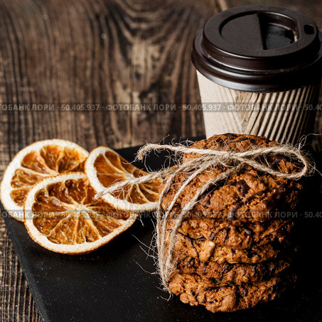 cup coffee delicious cookies 2. Стоковое фото, агентство Ingram Publishing / Фотобанк Лори