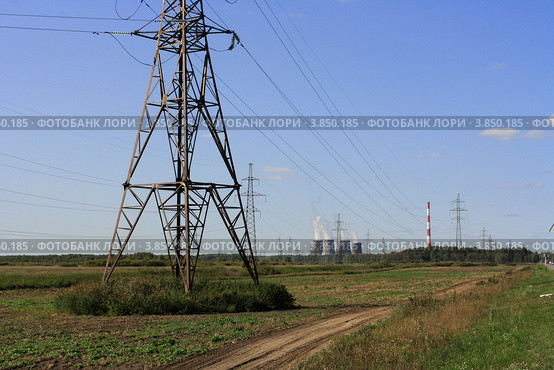 Дальний вид на радиаторы Тюменской ТЭЦ2 (2012 год). Стоковое фото, фотограф Анатолий Матвейчук / Фотобанк Лори