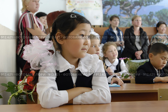 День знаний. Урок. (2008 год). Редакционное фото, фотограф Александр Подшивалов / Фотобанк Лори