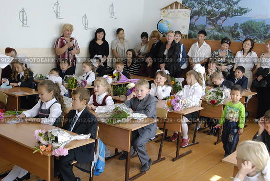 День знаний. Урок. (2008 год). Редакционное фото, фотограф Александр Подшивалов / Фотобанк Лори