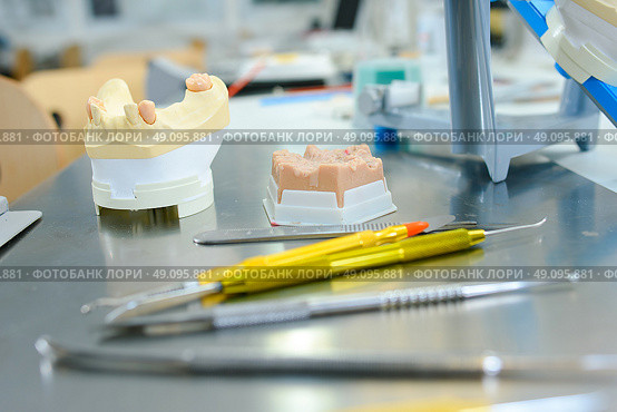 Dental apparatus. Стоковое фото, агентство Ingram Publishing / Фотобанк Лори