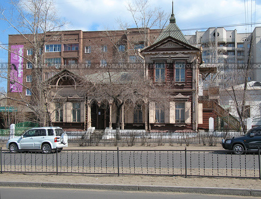Деревянное здание город Чита конец 19 века (2008 год). Редакционное фото, фотограф Геннадий Соловьев / Фотобанк Лори