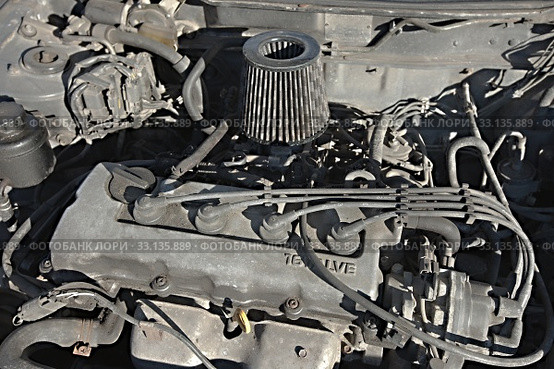 Detail of a car engine. Стоковое фото, фотограф Péter Gudella / PantherMedia / Фотобанк Лори