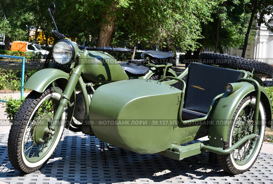 Details of the military Soviet heavy motorcycle M - 72 (Ural) was produced during the Great Patriotic War of 1941 - 1945 (produced until 1960). Редакционное фото, фотограф Владимир Галкин / Фотобанк Лори