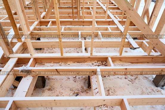 Details of wooden base and floor covering of a frame house. Стоковое фото, фотограф Кекяляйнен Андрей / Фотобанк Лори