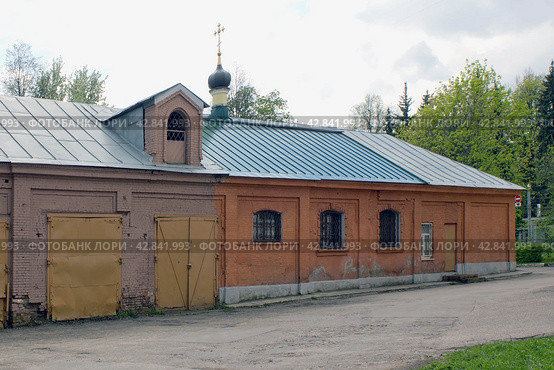 Домовая церковь священномученика Иоанна Артоболевского в старинном пожарном депо. Тимирязевская академия. Москва (2023 год). Редакционное фото, фотограф Елена Орлова / Фотобанк Лори