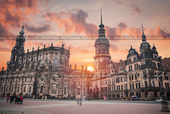 Dresden in Germany. architecture of the reconstructed old city. Стоковое фото, агентство Ingram Publishing / Фотобанк Лори