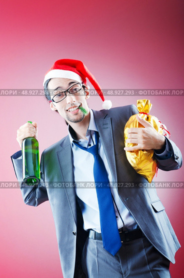 Drunken businessman after office christmas party. Стоковое фото, агентство Ingram Publishing / Фотобанк Лори