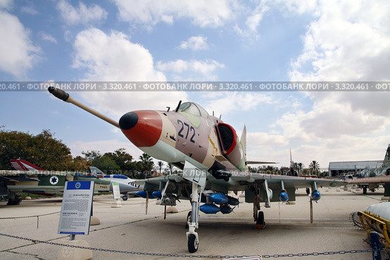 Дуглас A-4 «Скайхок» - Douglas Skyhawk A-4H (2012 год). Редакционное фото, фотограф Irina Opachevsky / Фотобанк Лори