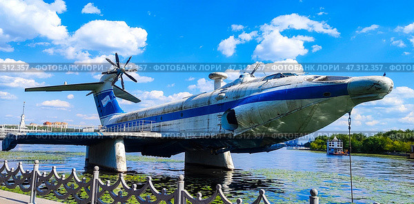 Экраноплан «Орлёнок», музей ВМФ России, г. Москва (2023 год). Редакционное фото, фотограф Ирина / Фотобанк Лори