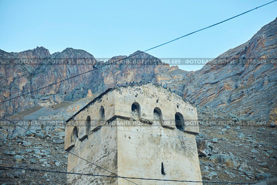 Eltuby, Russia. - October 08, 2023: The Ancestral Watchtower. Kabardino-Balkarian Republic. Редакционное фото, фотограф Наталия Кирсанова / Фотобанк Лори