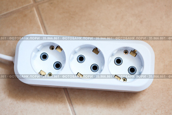 Empty multi plug electrical power strip with for extend the power supply. Close up view. Стоковое фото, фотограф Кекяляйнен Андрей / Фотобанк Лори