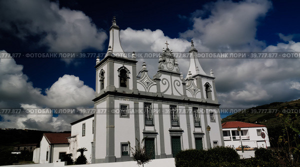 Exterior view to Church of Nossa Senhora da Graca, horta, faial , Portugal (2015 год). Стоковое фото, фотограф Сергей Майоров / Фотобанк Лори