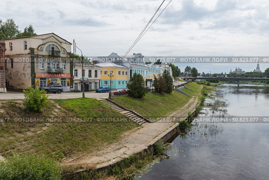 Facades of old houses and shops. Torzhok old towwn, Russia. Редакционное фото, фотограф EugeneSergeev / Фотобанк Лори