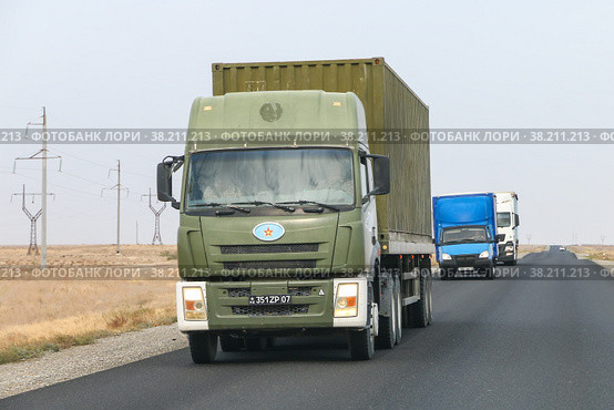 FAW truck (2022 год). Редакционное фото, фотограф Art Konovalov / Фотобанк Лори