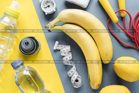 fitness items composed varicolored background. Стоковое фото, агентство Ingram Publishing / Фотобанк Лори