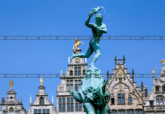 Фонтан Брабо на старой рыночной площади (Grote Markt). Антверпен. Бельгия (2019 год). Стоковое фото, фотограф Сергей Афанасьев / Фотобанк Лори