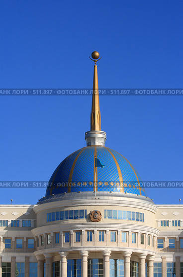 Фрагмент "Дворец Президента Республики Казахстан - Акорда". Астана (2008 год). Редакционное фото, фотограф Михаил Николаев / Фотобанк Лори