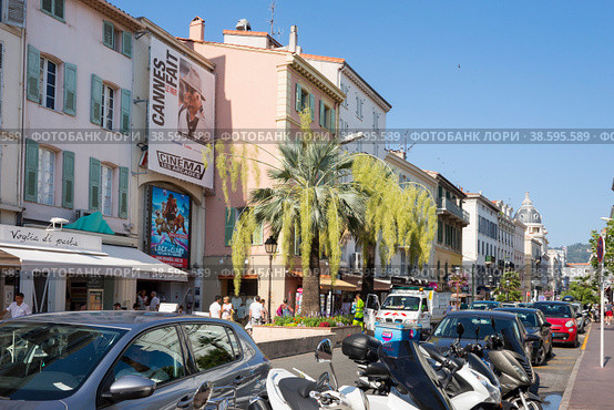 Франция. Канны. Виды улиц французского города Канны. France. Cannes. Street views of the French city of Cannes. (2016 год). Редакционное фото, фотограф Алексей Смышляев / Фотобанк Лори