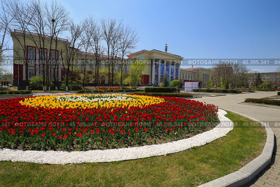 Г.Артем, Приморский край, Дворец Культуры Угольщиков (2023 год). Стоковое фото, фотограф Римма Тельнова / Фотобанк Лори
