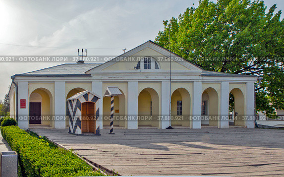 Гауптвахта Астраханского гарнизона 1805. Астраханский кремль. Астрахань. Россия (2022 год). Редакционное фото, фотограф Сергей Афанасьев / Фотобанк Лори