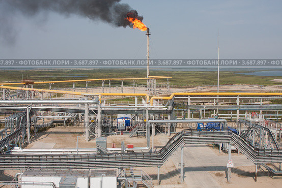 Газоконденсатные месторождения ЗАО "Роспан Интернешнл" (2012 год). Редакционное фото, фотограф Михаил Рыбачек / Фотобанк Лори