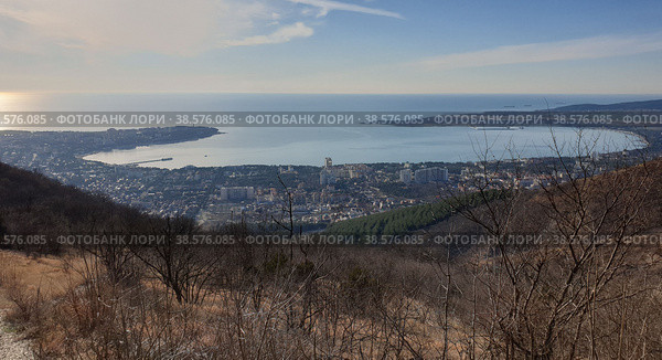 Геленджикская бухта. Черное море. Геленджик. Краснодарский край. Россия (2021 год). Стоковое фото, фотограф lana1501 / Фотобанк Лори