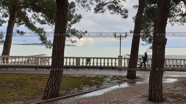 Геленджикская бухта. Черное море. Геленджик. Краснодарский край. Россия (2022 год). Редакционное фото, фотограф lana1501 / Фотобанк Лори