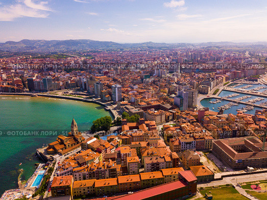 Gijon coast with sand beach. Стоковое фото, фотограф Яков Филимонов / Фотобанк Лори