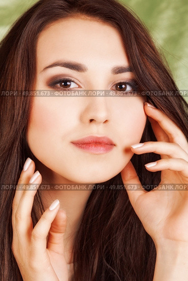 glamor portrait of beautiful girl. close-up. Стоковое фото, агентство Ingram Publishing / Фотобанк Лори
