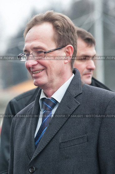 Глава управы Матушкино Дмитрий Лавров за спиной у префекта ЗелАО г. Москвы Анатолия Смирнова (2013 год). Редакционное фото, фотограф Сайганов Александр / Фотобанк Лори