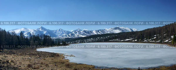 Горный Алтай, перевал, Улаганский перевал (2014 год). Стоковое фото, фотограф макаров виктор / Фотобанк Лори