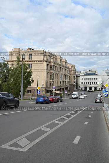 Город Казань. Улица Дзержинского 6Б. Жилой комплекс "Odetta" (2023 год). Редакционное фото, фотограф Александр Тараканов / Фотобанк Лори