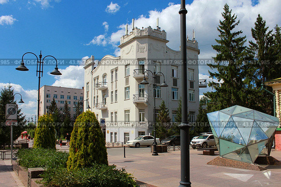Город Омск, Пешеходная улица Чокана Валиханова (2023 год). Редакционное фото, фотограф Виктор Топорков / Фотобанк Лори