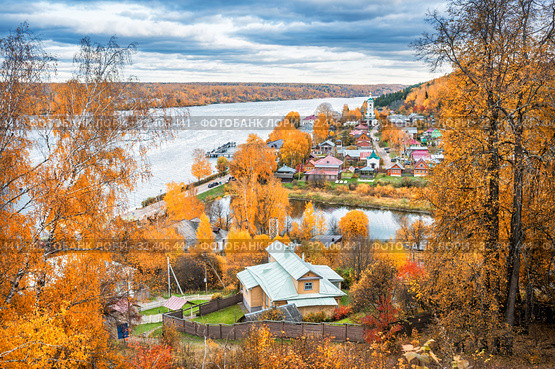 Город Плёс. view on Varvara Church in Plyos (2019 год). Стоковое фото, фотограф Baturina Yuliya / Фотобанк Лори