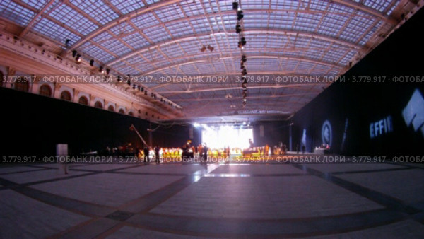 Гости на церемонии награждения победителей премии Брэнд года EFFIE 2011, таймлапс (2012 год). Редакционное видео, видеограф Losevsky Pavel / Фотобанк Лори