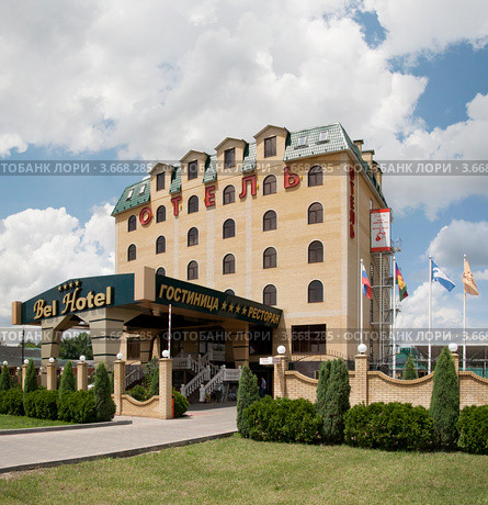Гостиница и ресторан "Bel Hotel" в Белореченске Краснодарского края (2012 год). Редакционное фото, фотограф Игорь Дашко / Фотобанк Лори