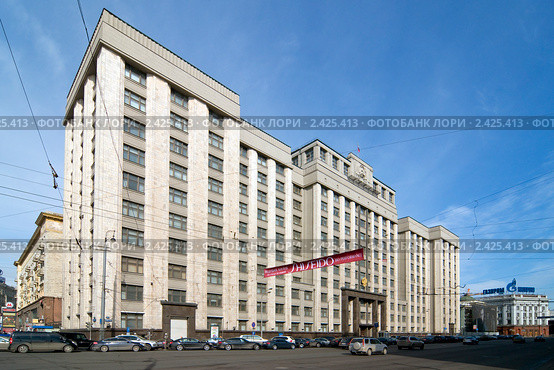 Государственная Дума Федерального Собрания РФ. Москва, улица Охотный Ряд, дом 1 (2011 год). Редакционное фото, фотограф Александр Алексеев / Фотобанк Лори