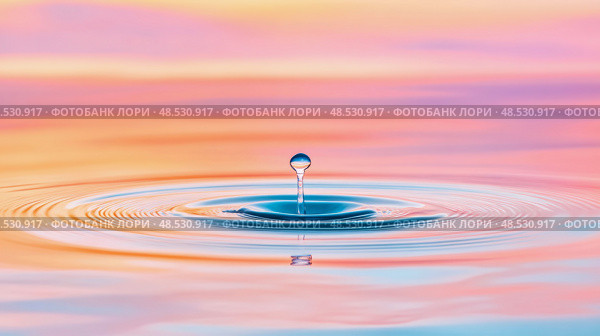 Harmonic Droplet: Tranquil Ripples in a Serene Pool of Pastel Hues - Liquid Movement. Стоковое AI-изображение, AI-художник Данила Большаков / Фотобанк Лори
