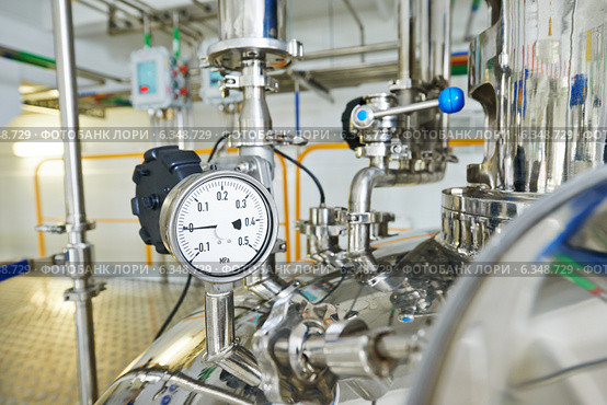 Heating system boiler room equipments. Стоковое фото, фотограф Дмитрий Калиновский / Фотобанк Лори