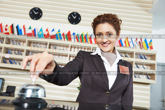 Hotel worker on reception. Стоковое фото, фотограф Дмитрий Калиновский / Фотобанк Лори