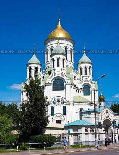 Храм Преподобного Сергия Радонежского в Солнцево. Улица Богданова, 21. Москва (2024 год). Редакционное фото, фотограф E. O. / Фотобанк Лори
