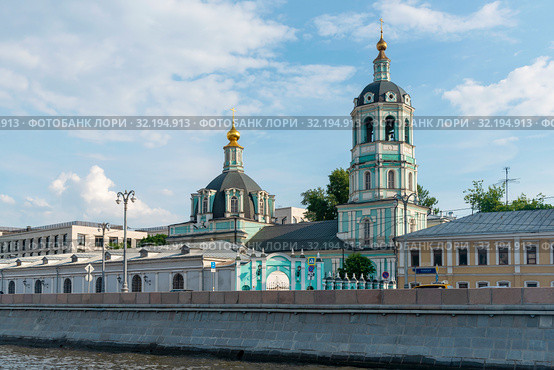 Храм Святителя Николая в Заяицком. Москва (2019 год). Редакционное фото, фотограф Александр Щепин / Фотобанк Лори