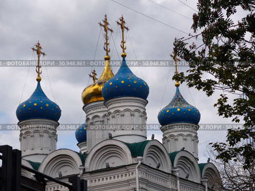 Храм Знамения Божией Матери и святых жен-мироносиц в Нижнем Новгороде. Редакционное фото, фотограф Мария Сергеева / Фотобанк Лори